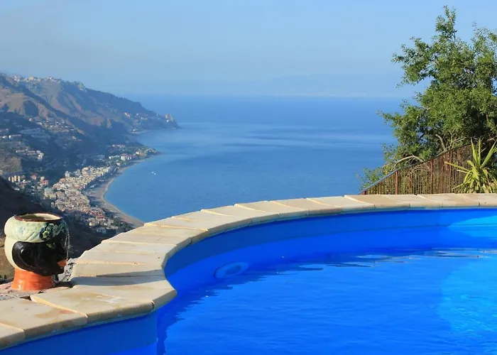 Villa Almoezia Charming B&B