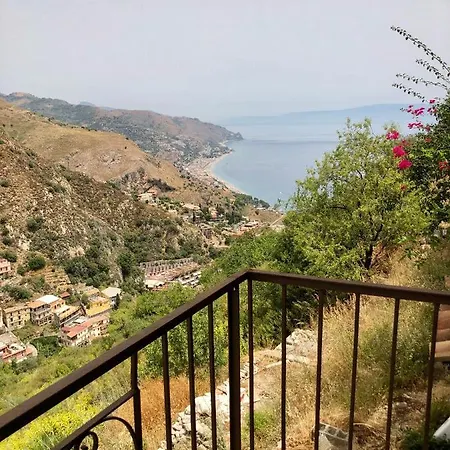 Villa Almoezia Charming B&B Taormina Exterior photo