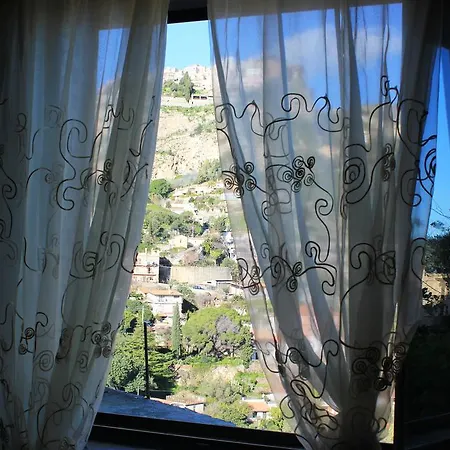 Villa Almoezia Charming B&B Taormina Exterior photo