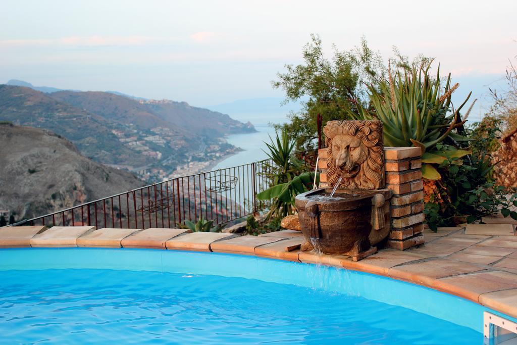 Almoezia Charming * Taormina