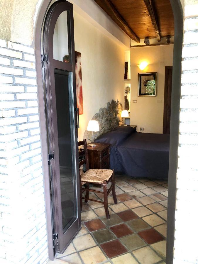 Almoezia Charming Bed & Breakfast *