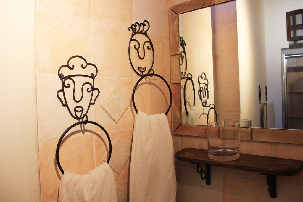 Almoezia Charming Bed & Breakfast
