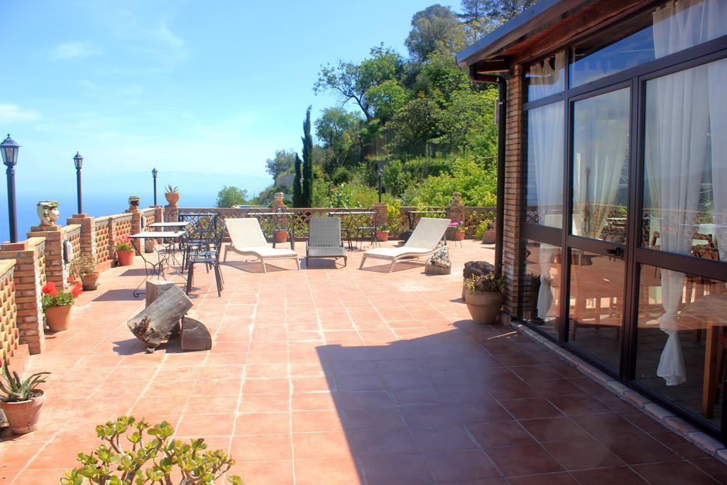 Almoezia Charming Bed & Breakfast *